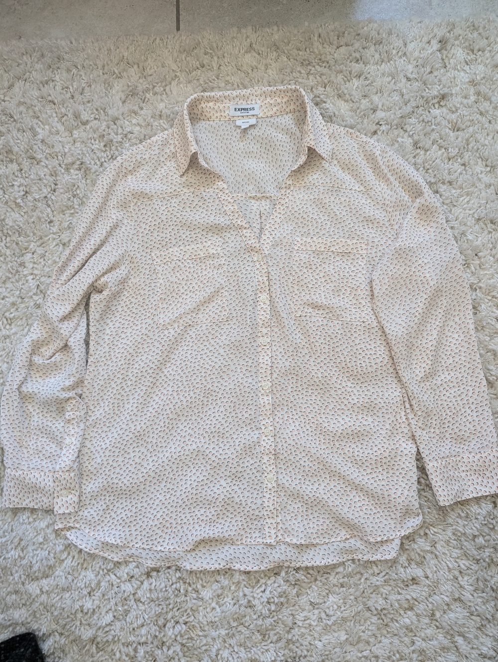 Express Portofino Cream Printed Button-Up Blouse